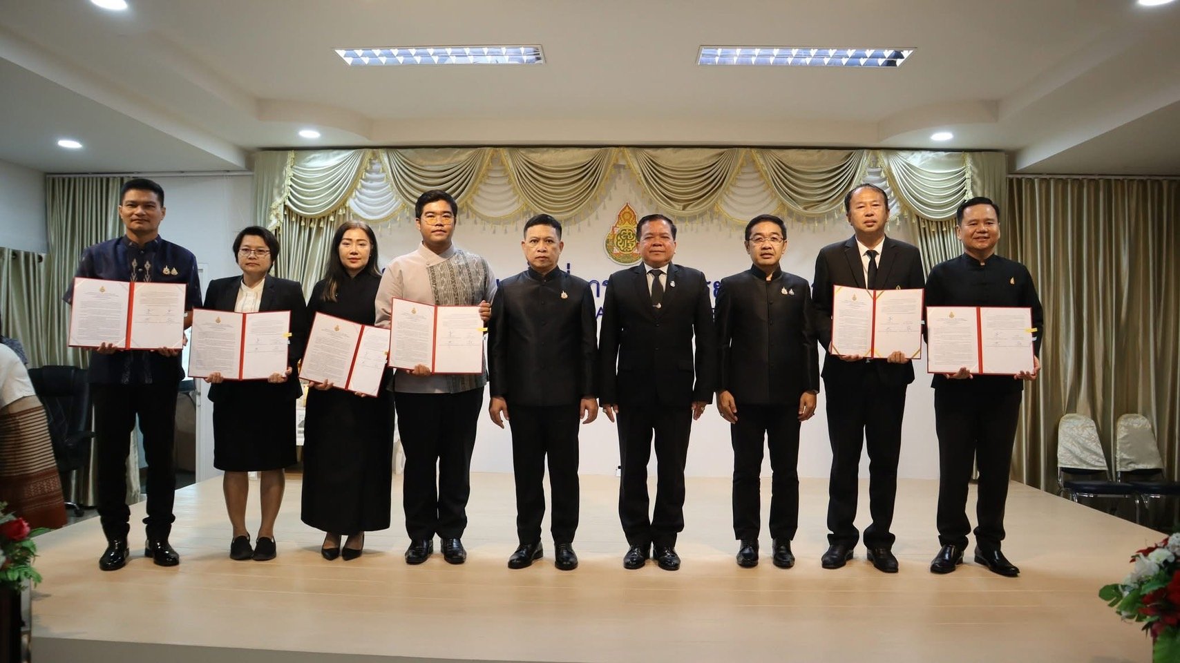 รางวัลสถานศึกษามีผลการทดสอบ O-NET ประจำปีการศึกษา 2568 วิชาวิทยาศาสตร์ ชั้นม. 6 คะแนนเฉลี่ยสูงกว่าระดับประเทศ